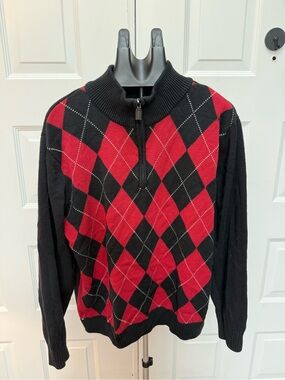 Simply Styled Men's Black and Red Argyle Half-Zip Sweater